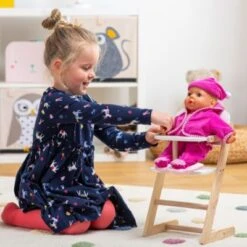 MyToys ORIGINALS Holz Puppenhochstuhl Mit Sitzkissen 9 MyToys ORIGINALS Holz Puppenhochstuhl Mit Sitzkissen -TONIES Geschäft 15029473 02