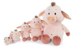 Nici 47794 Schwein Pigwick 51cm Farm Friends Plüsch Kuscheltier Schlenker GREEN -TONIES Geschäft 47790 10 47791 47792 47793 47794 Groessenvergleich 2048x1345