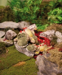 Nici 48811 Dinosaurier Fossily 25cm Liegend Plüsch Kuscheltier Dino GREEN -TONIES Geschäft 48811 12 48814 Milieu 1697x2048